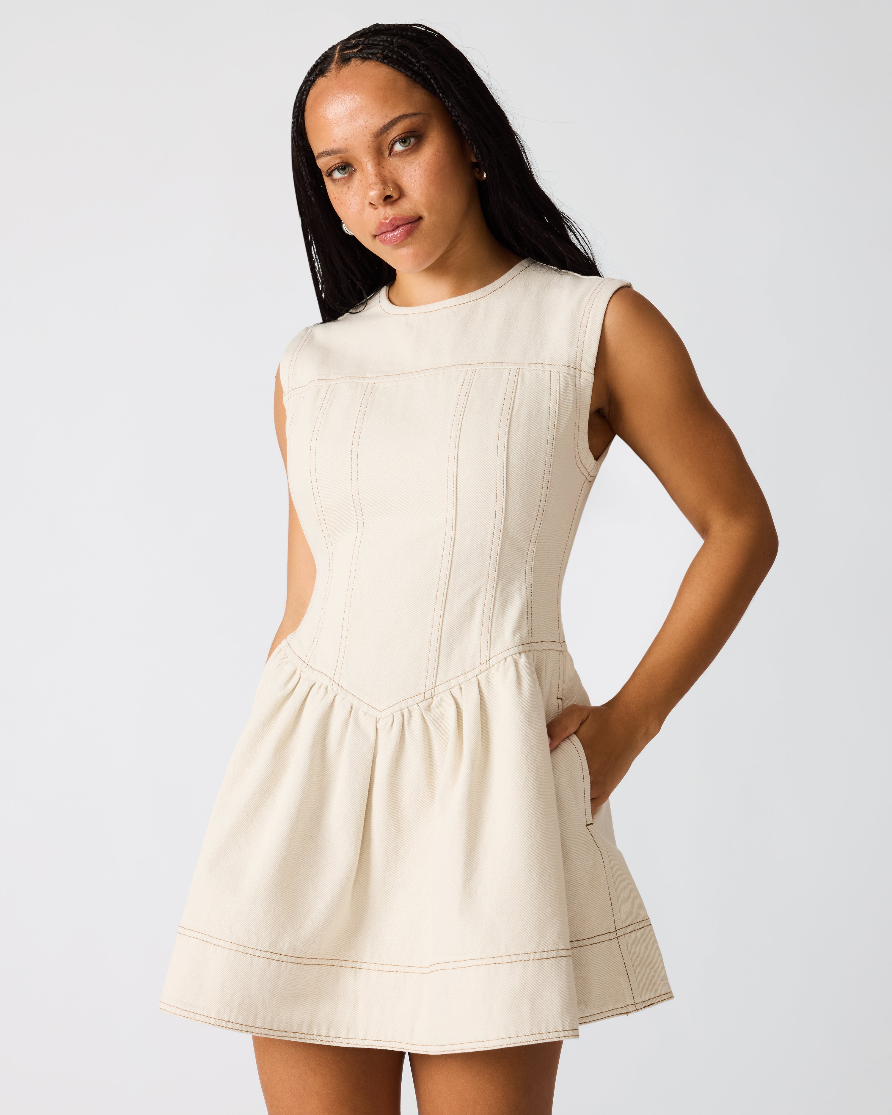 IRINNA DRESS SAND